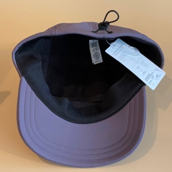Athleta Cold Weather Train cap - Picture 5 of 8